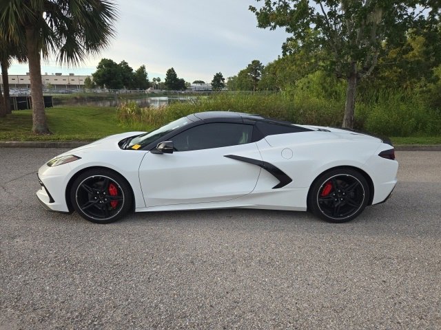 2023 Chevrolet Corvette 1LT photo 2