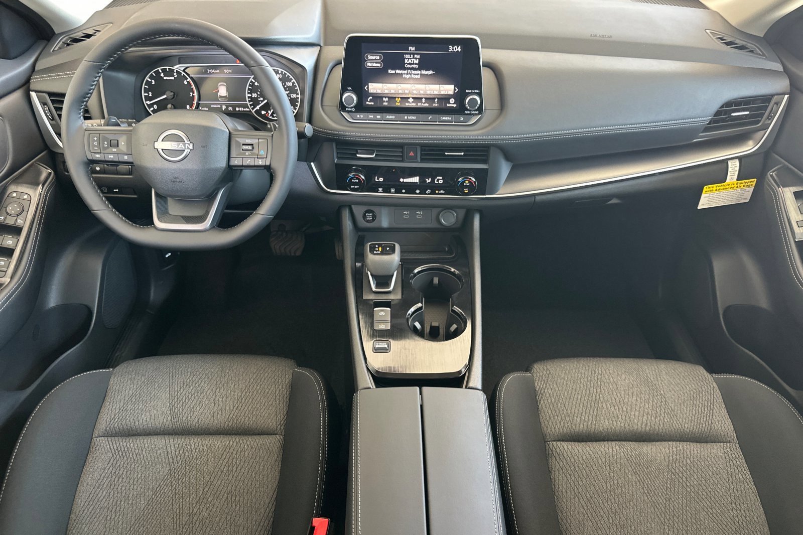 2026 Nissan Rogue SV photo 9