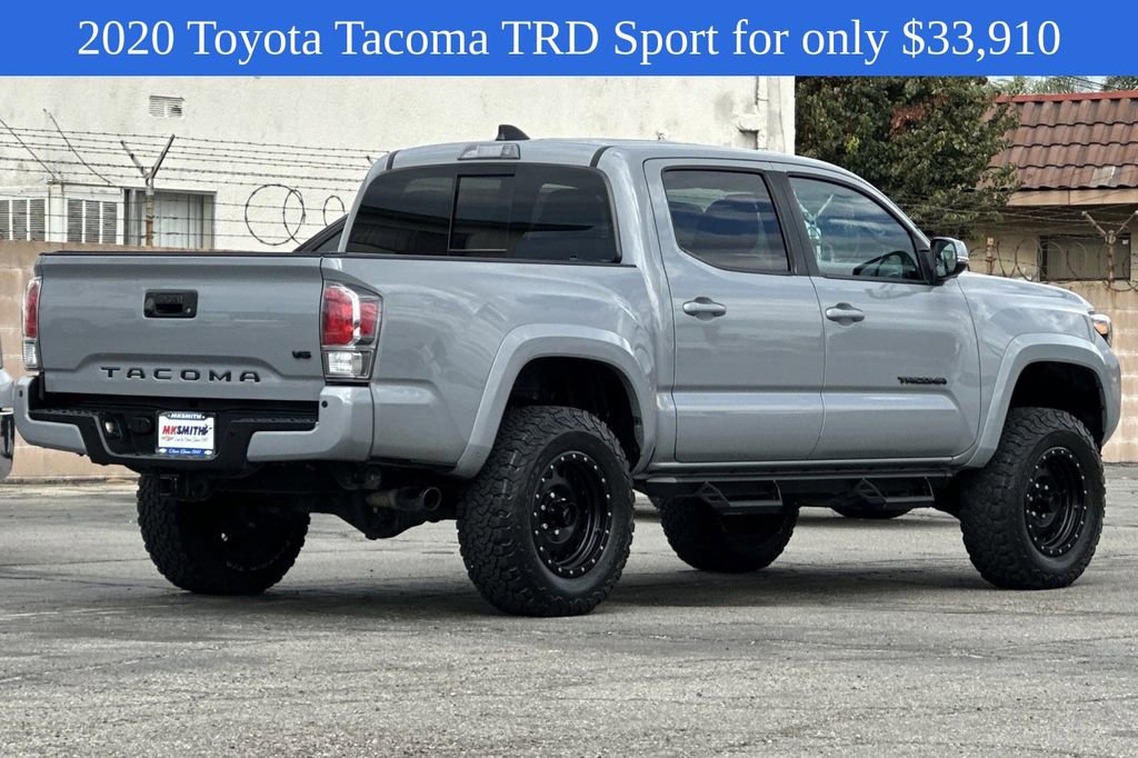 2020 Toyota Tacoma SR5 photo 4