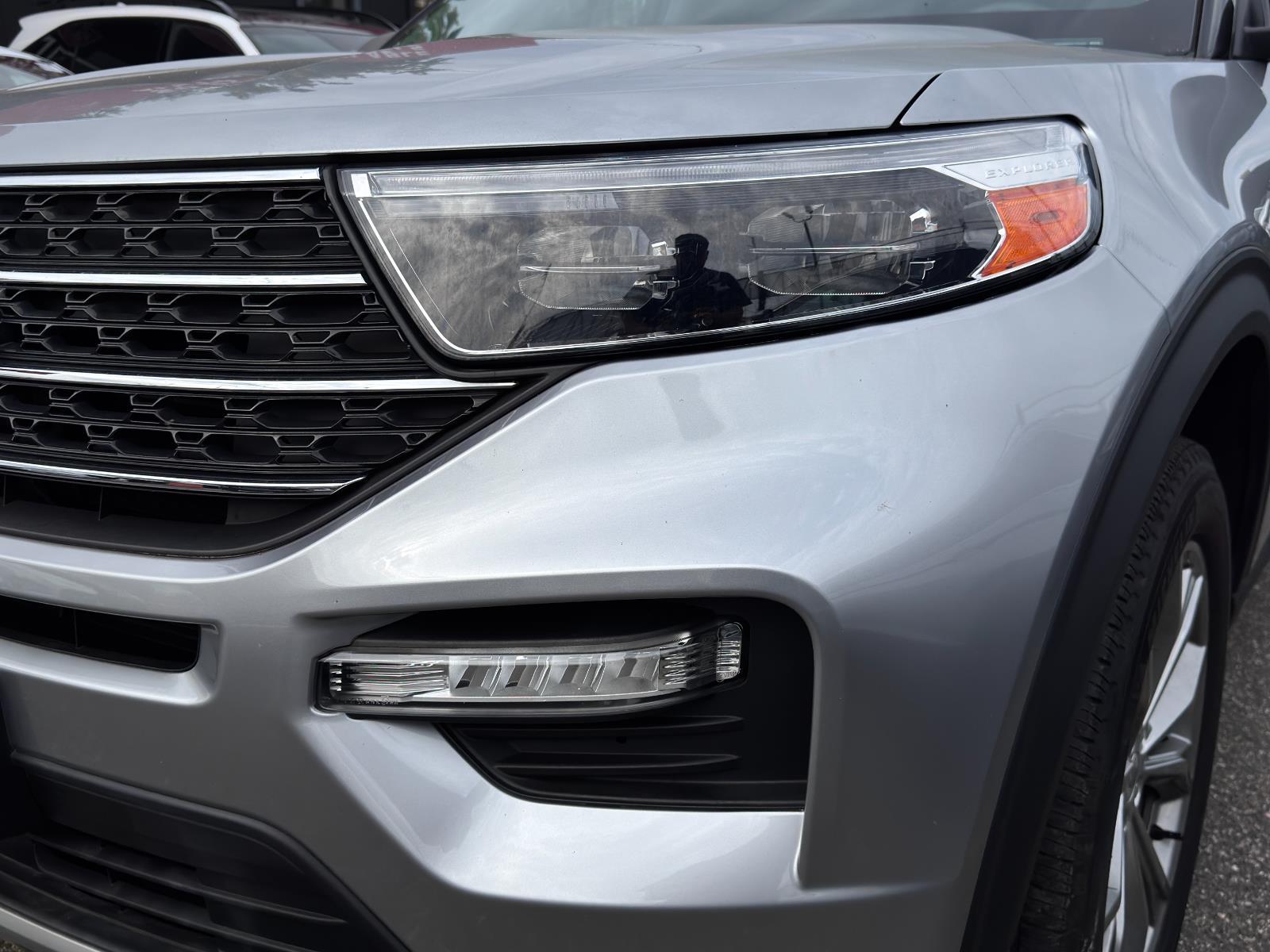 2022 Ford Explorer XLT photo 10