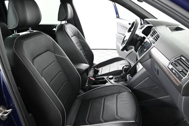 2022 Volkswagen Tiguan SEL Premium R-Line photo 13