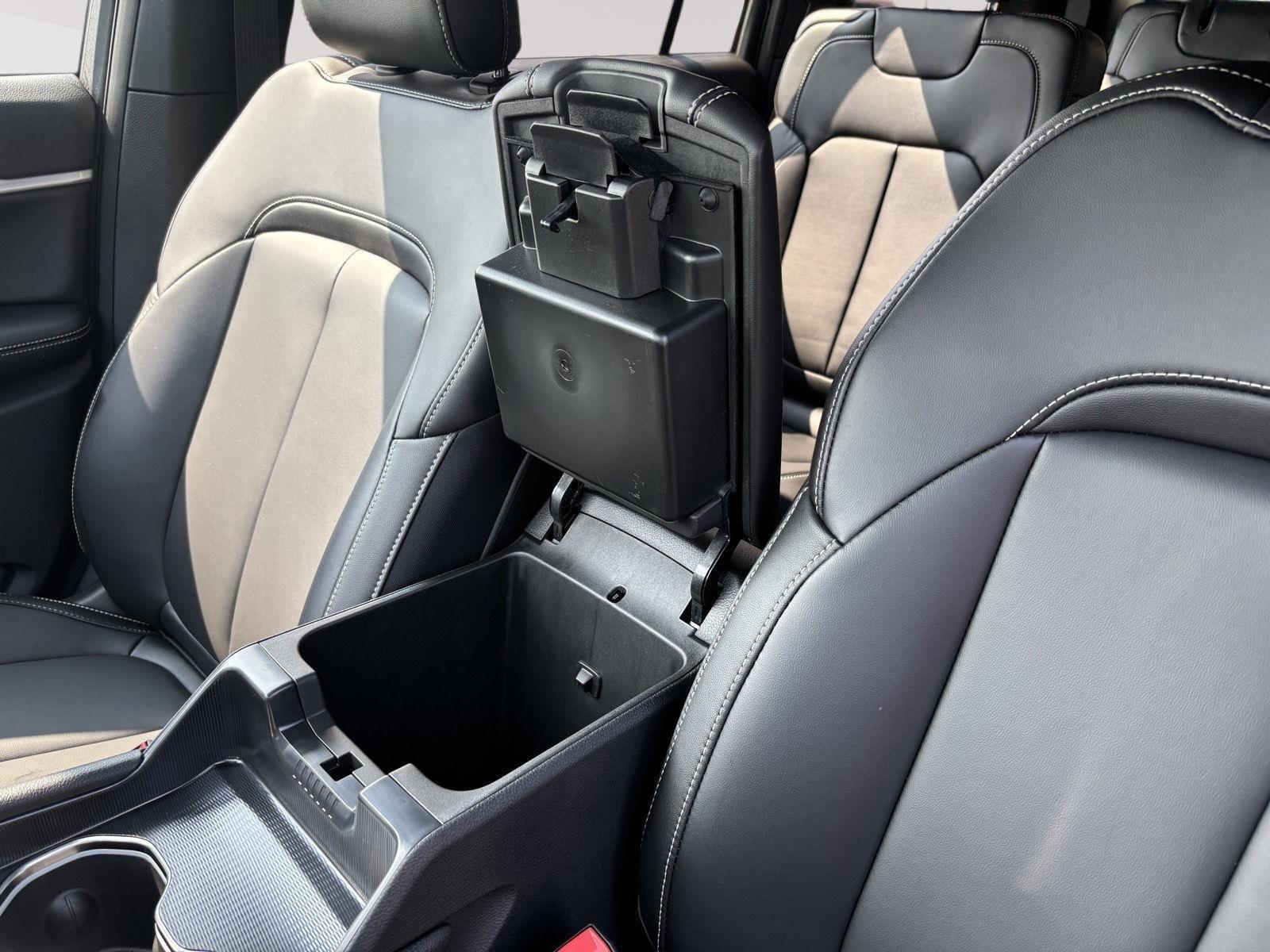2025 Jeep Grand Cherokee Limited photo 18