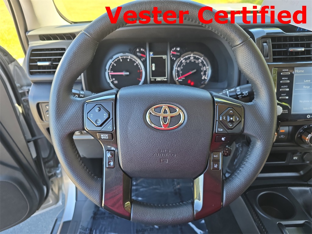 2024 Toyota 4Runner TRD Off-Road photo 15