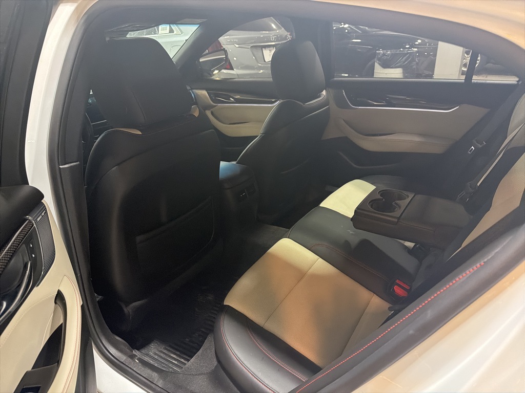 2022 CADILLAC CT5 - Image 13