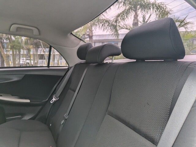 2013 Toyota Corolla S photo 14