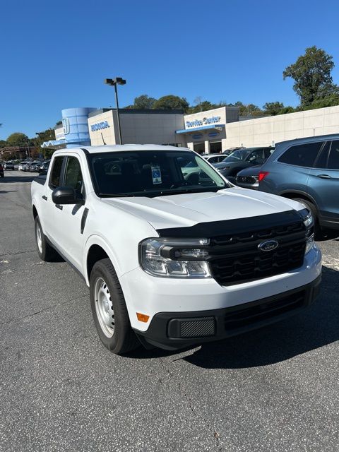 2022 Ford Maverick XL photo 2