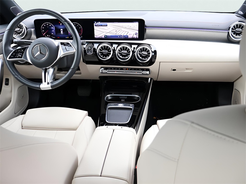2024 Mercedes Benz CLA 250 4MATIC photo 14