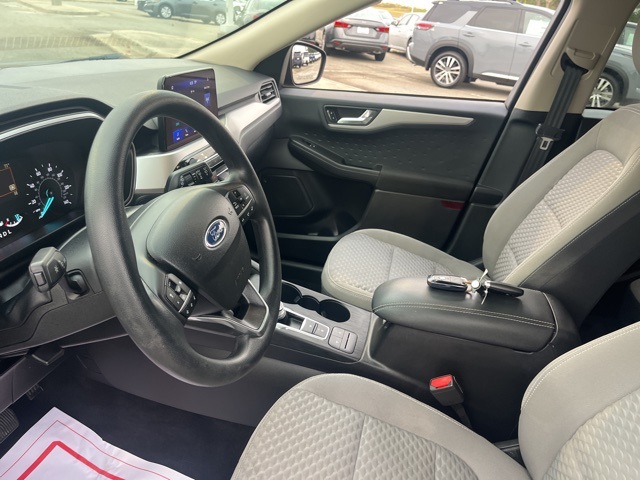 2020 Ford Escape SE photo 9