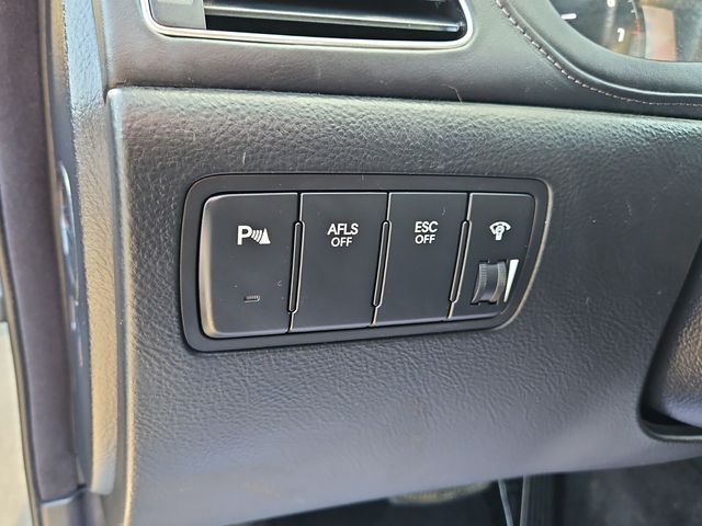 2009 Hyundai Genesis 3.8 photo 20