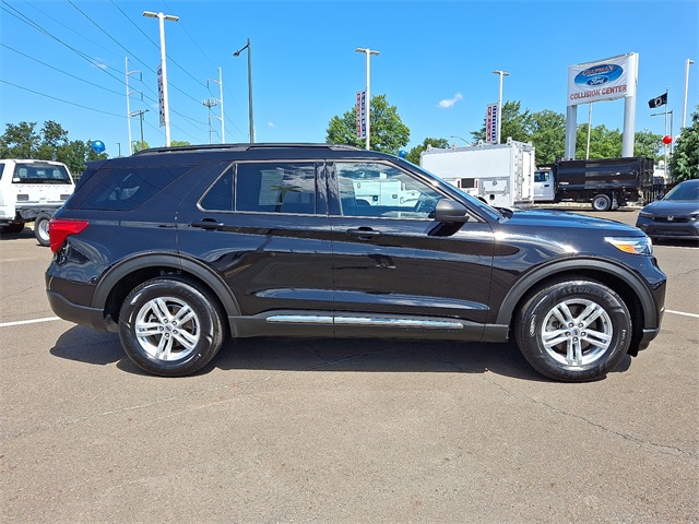 2021 Ford Explorer XLT photo 7