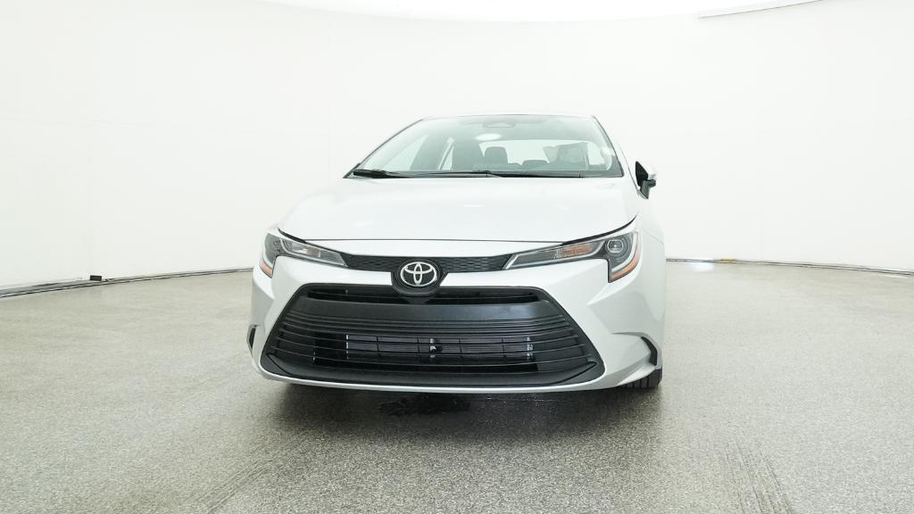 2025 Toyota Corolla LE photo 2