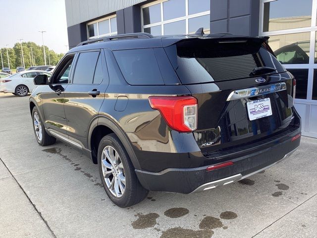 2022 Ford Explorer XLT photo 8