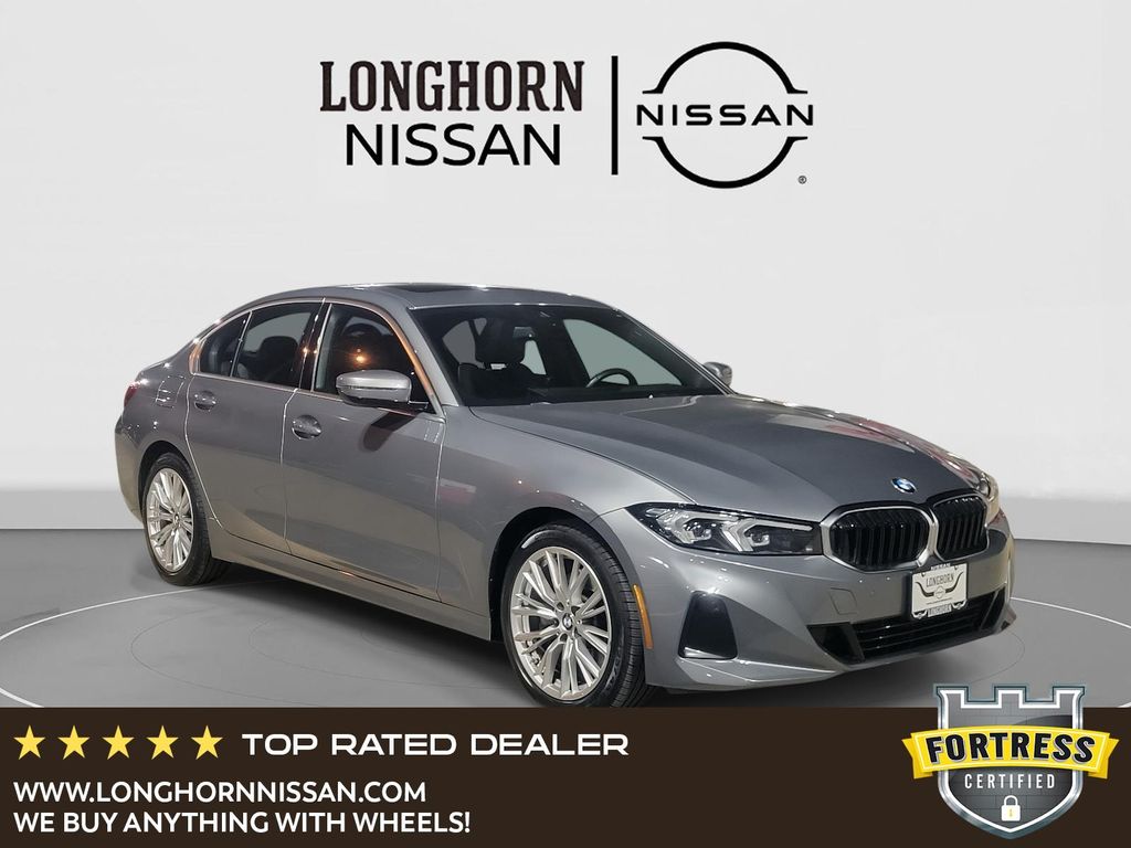 2024 BMW 3 Series 330i's photo