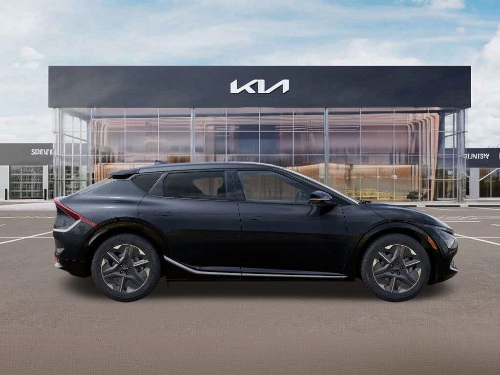 2025 Kia EV6 Light photo 5