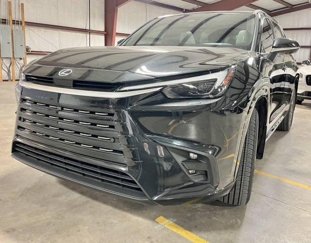 2024 Lexus TX 350 Luxury photo 4