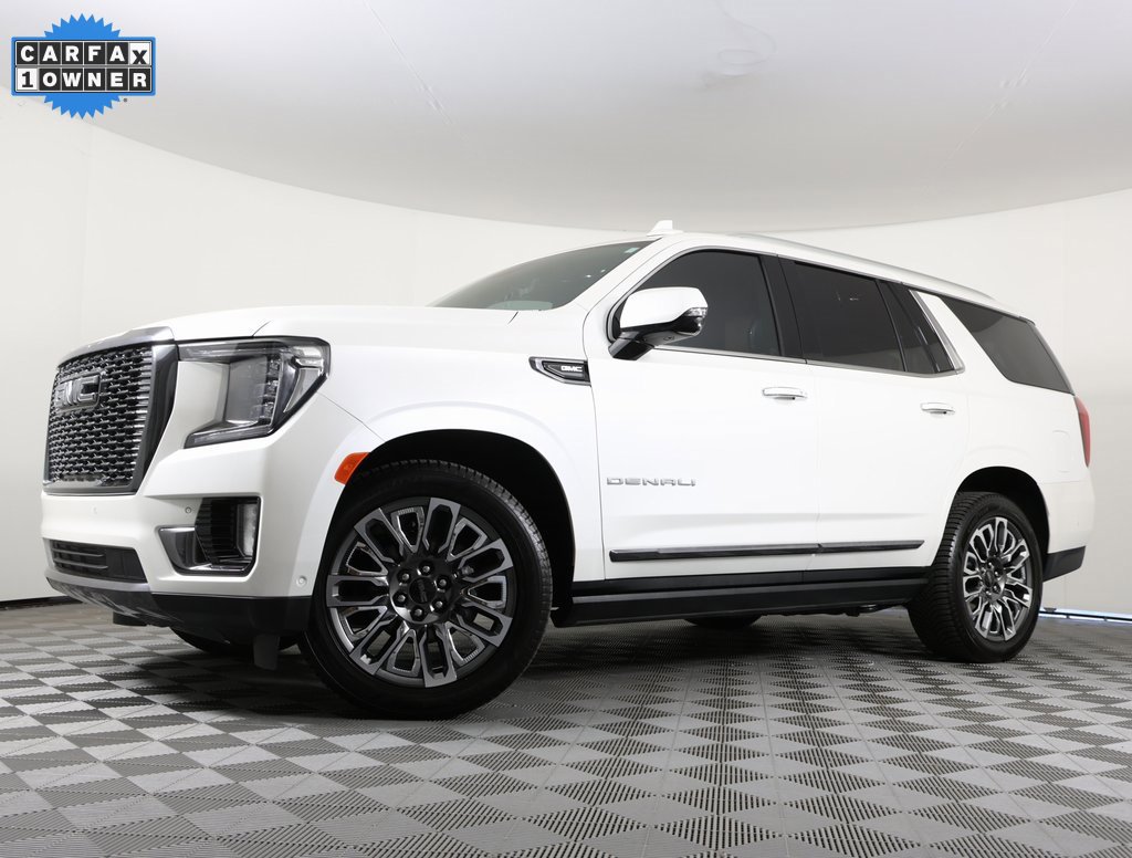 2024 GMC Yukon Denali Ultimate's photo