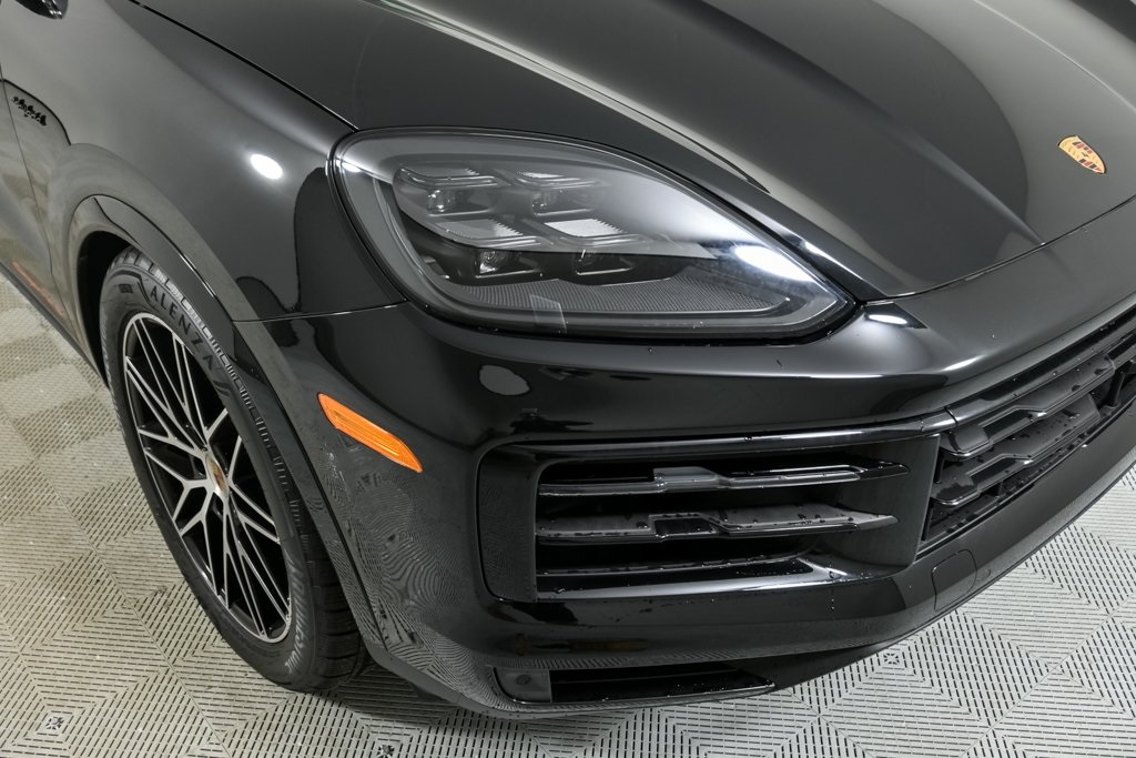 2025 Porsche Cayenne E-Hybrid S photo 35