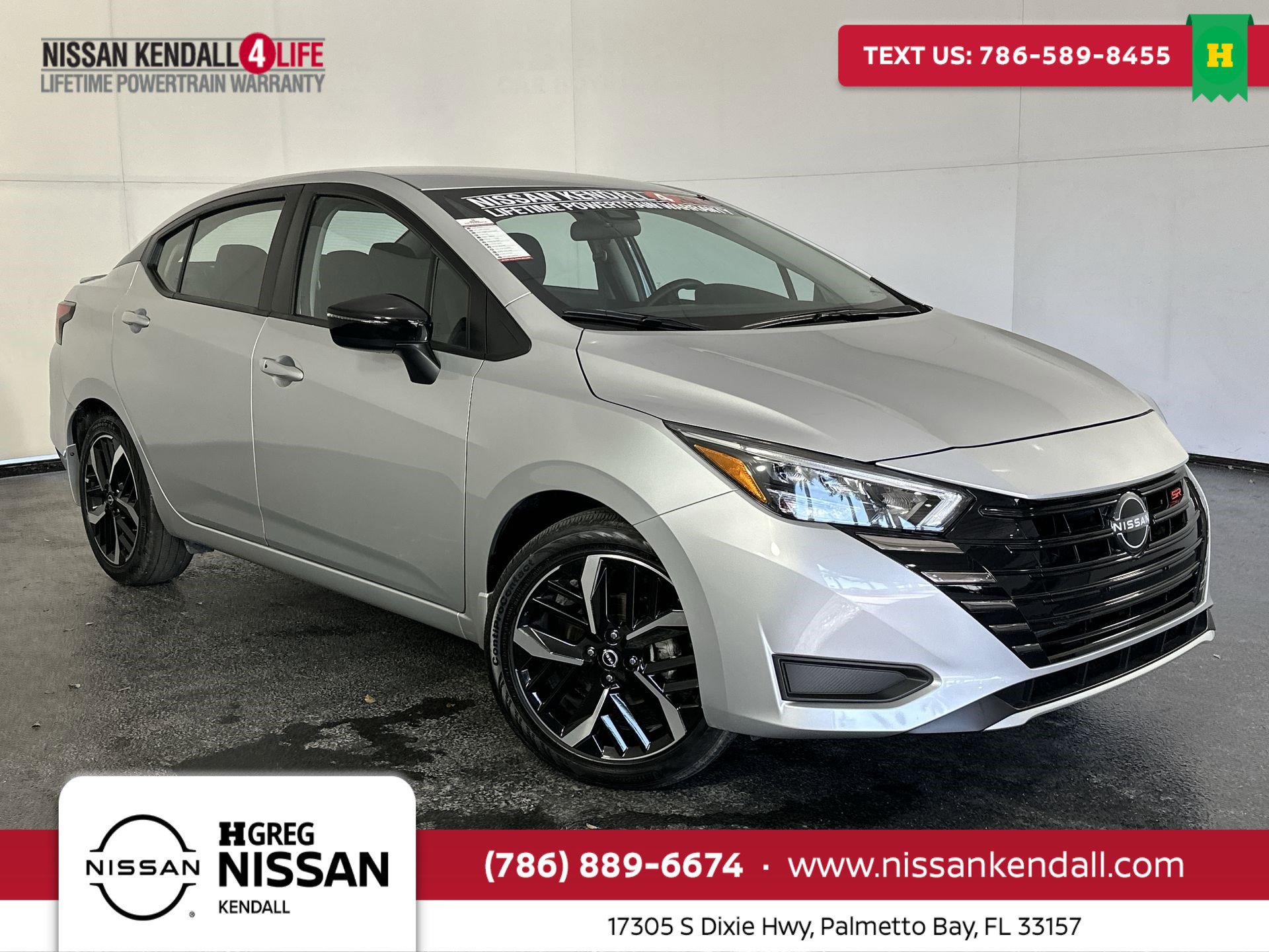 2025 Nissan Versa Sedan SR