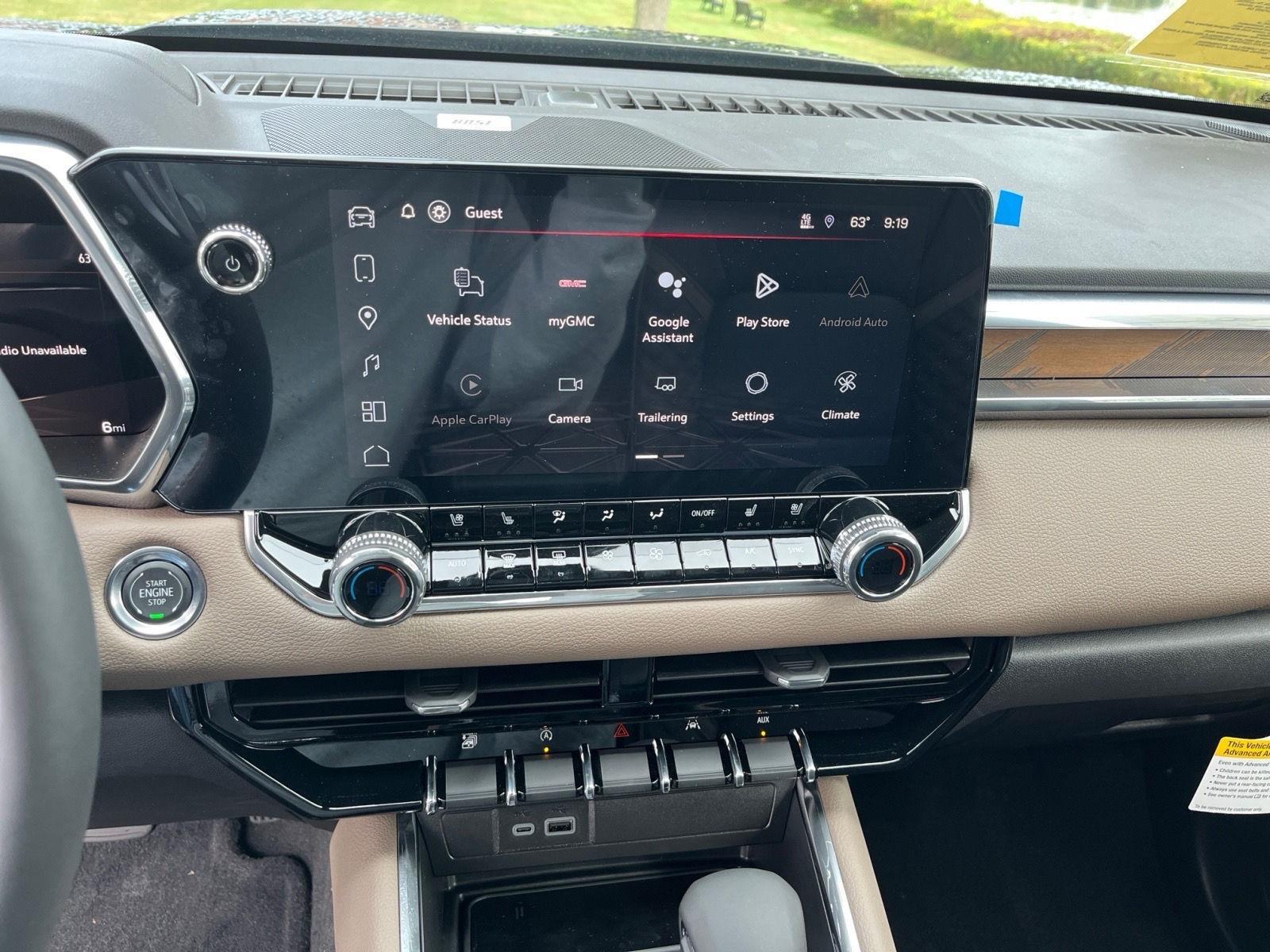 2026 Gmc Canyon Denali photo 20