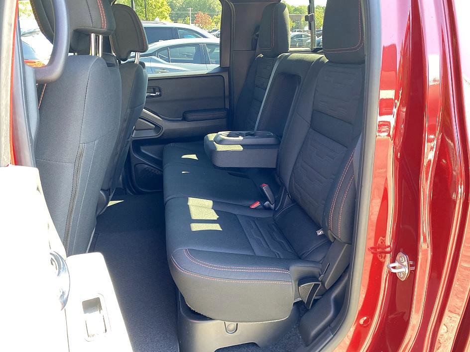 2025 Nissan Frontier PRO-X photo 15