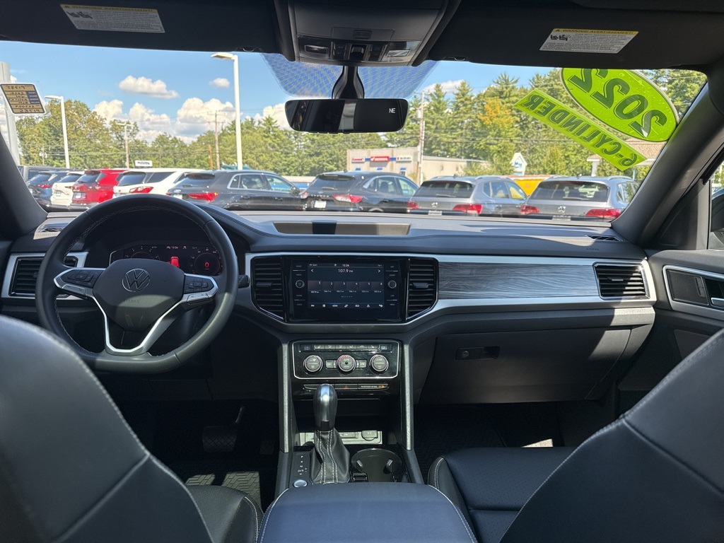 2022 Volkswagen Atlas Cross Sport V6 SE Technology photo 25