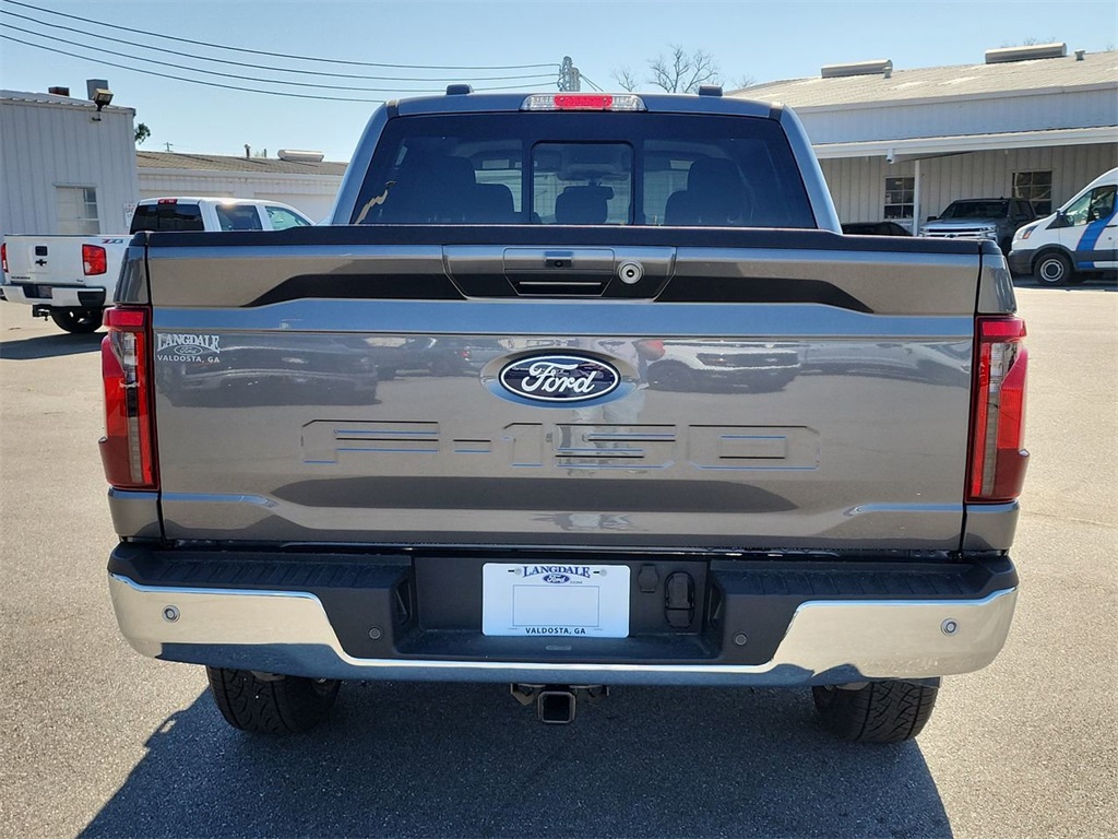 2025 Ford F-150 XLT photo 5