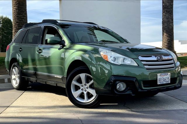 Used 2013 Subaru Outback Premium with VIN 4S4BRBCC0D3278851 for sale in Chico, CA