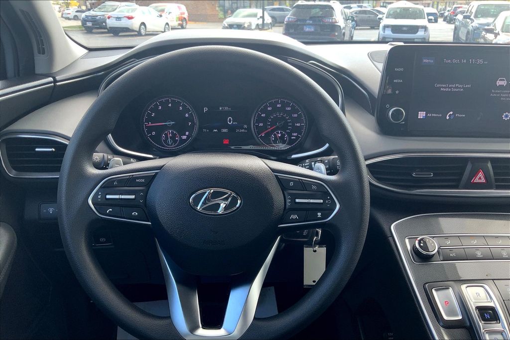 2023 Hyundai Santa Fe SE photo 4