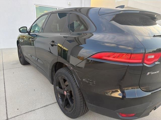 2018 Jaguar F-PACE Premium photo 4