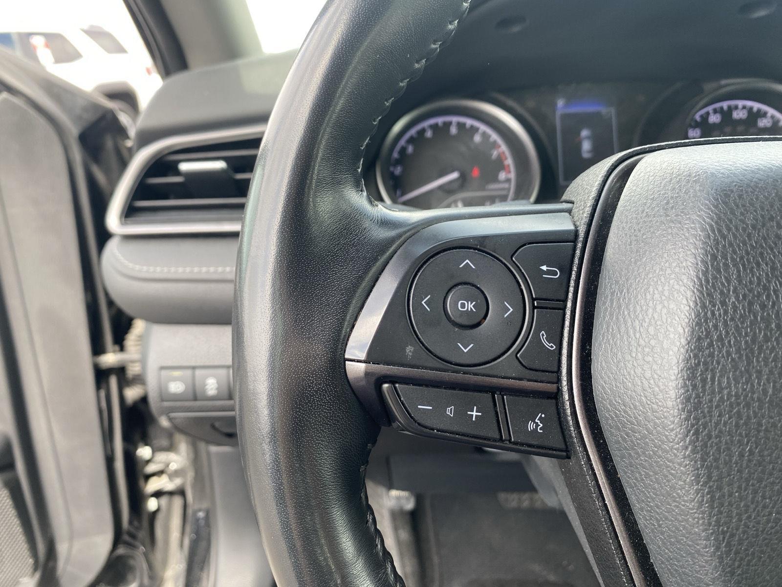 2023 Toyota Camry SE photo 13