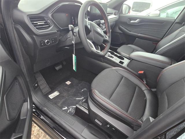 2025 Ford Escape ST-Line photo 7