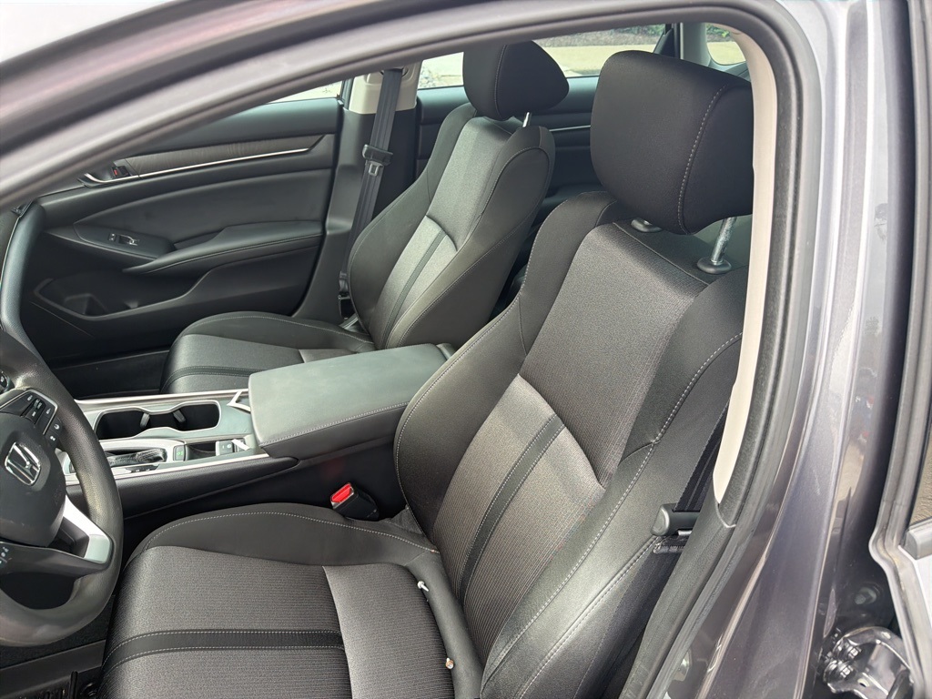 2020 Honda Accord EX photo 9
