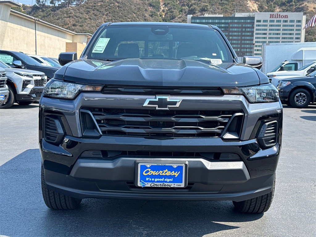 2025 Chevrolet Colorado Work Truck LT photo 4