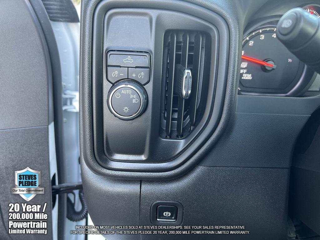 2024 Chevrolet Silverado 1500 photo 21