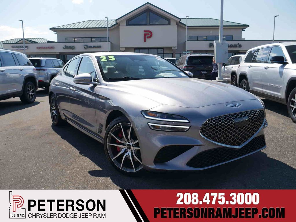 2025 GENESIS G70 Standard's photo