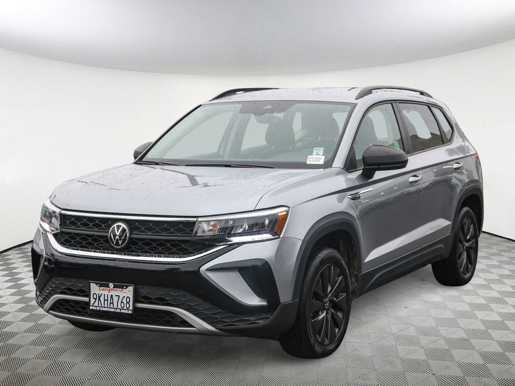 2024 Volkswagen Taos S photo 3