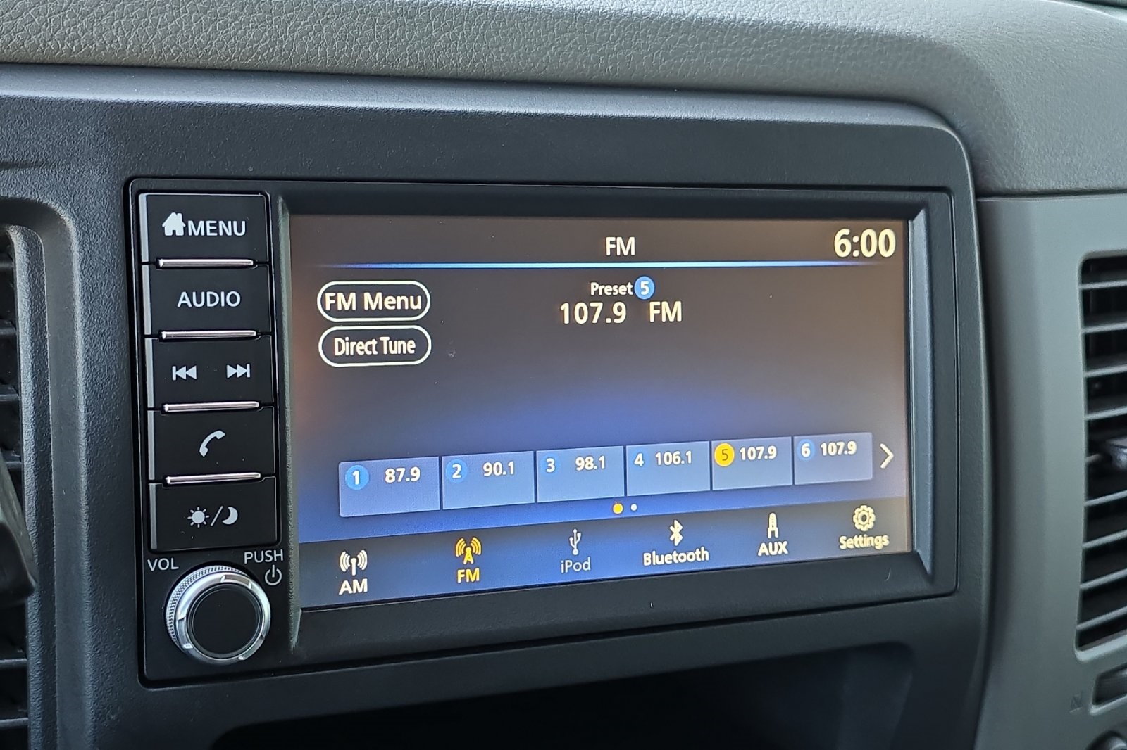 2020 Nissan NV3500 photo 11