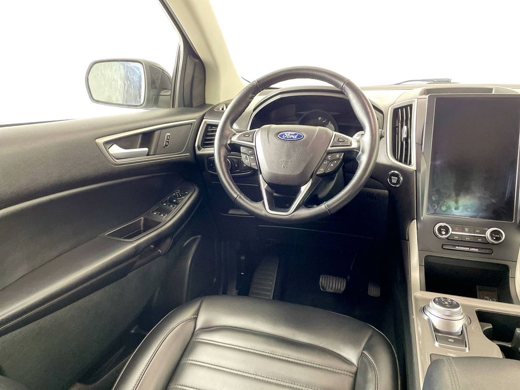 2023 Ford Edge SEL photo 31