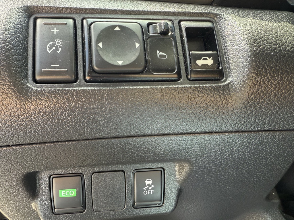 2019 Nissan Sentra SV photo 9