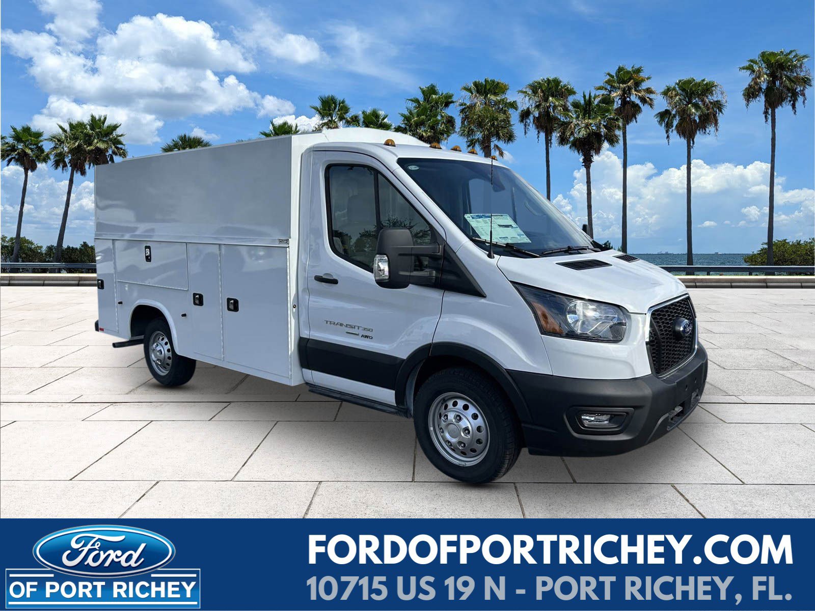 2024 Ford Transit Cutaway Base's photo