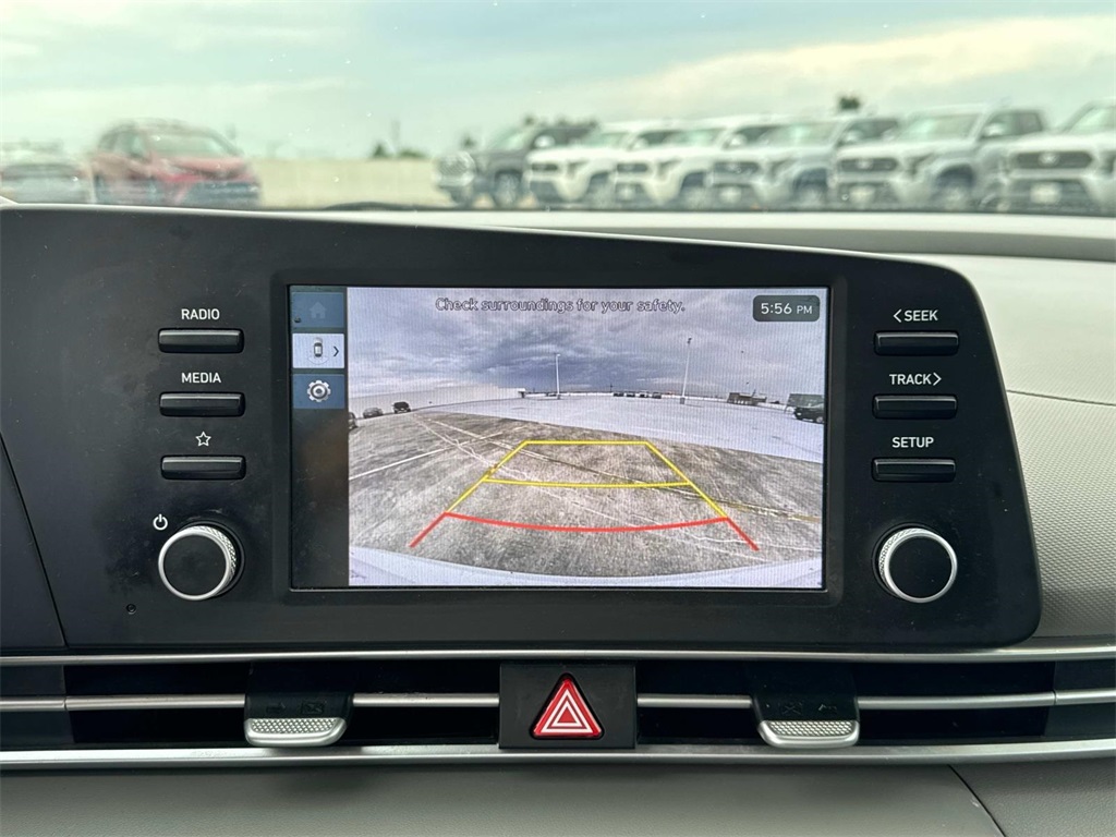 2024 Hyundai Elantra SE photo 25