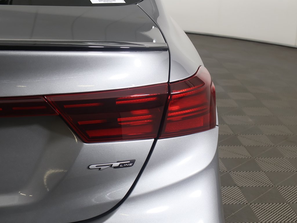 2023 Kia Forte GT-Line photo 16