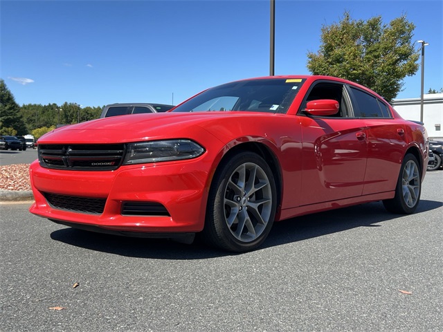 2022 Dodge Charger SXT photo 2
