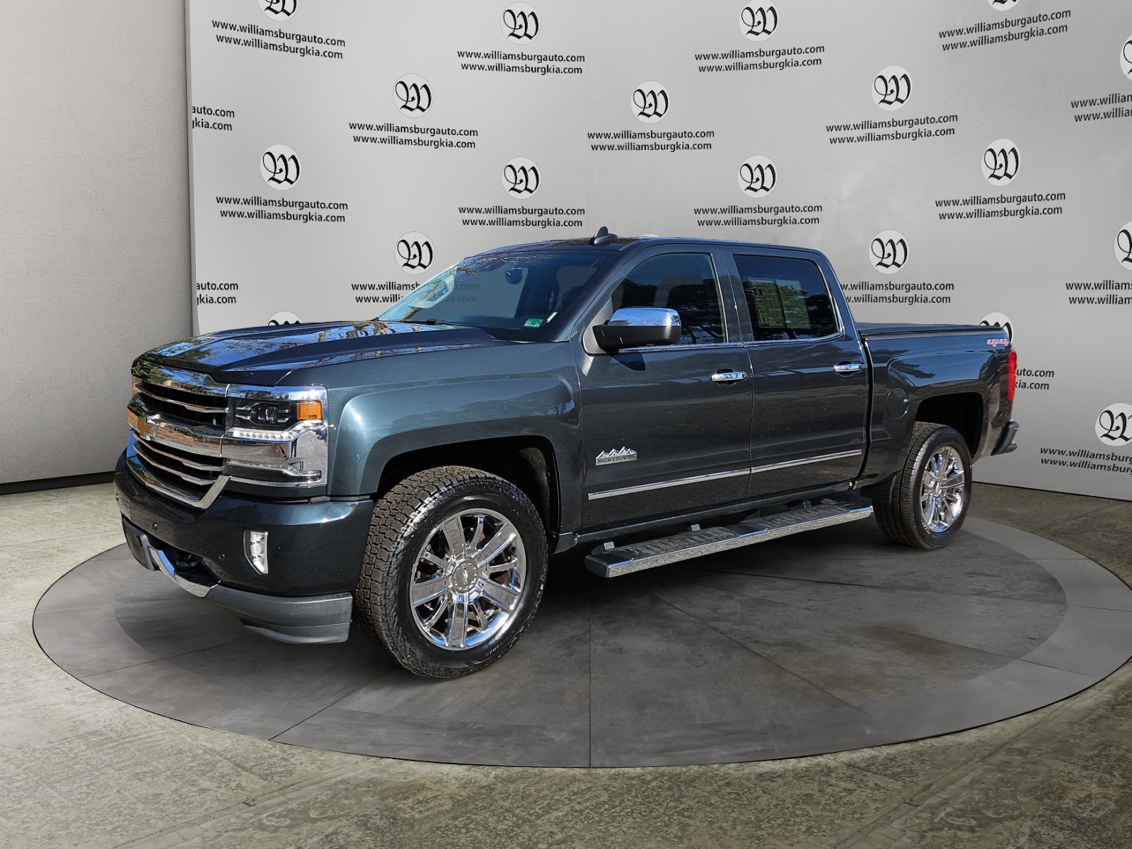 2017 Chevrolet Silverado 1500 High Country's photo