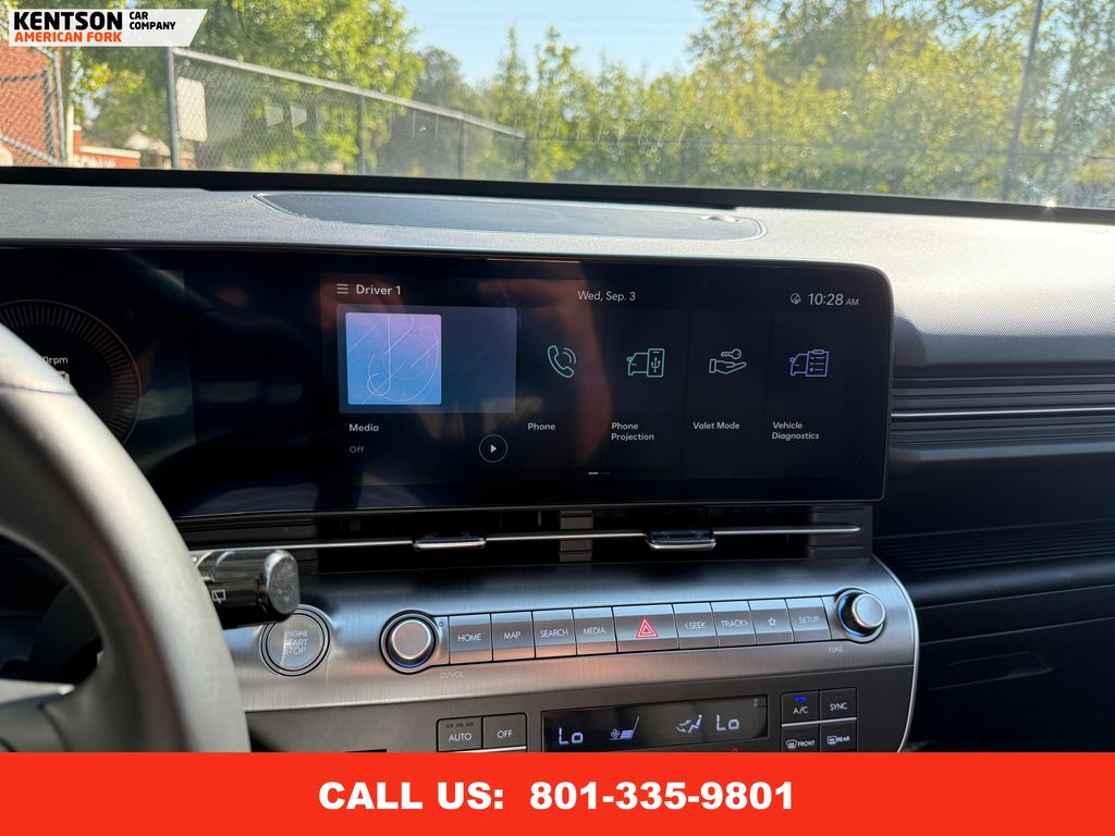 2025 Hyundai Kona SEL photo 25