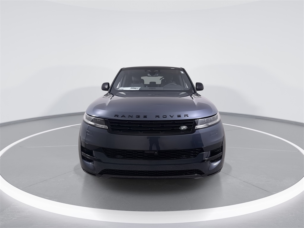 2025 Land Rover Range Rover Sport SE photo 3