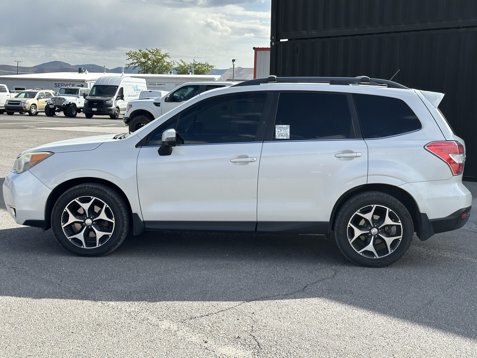 2014 Subaru Forester 2.0XT Touring photo 5