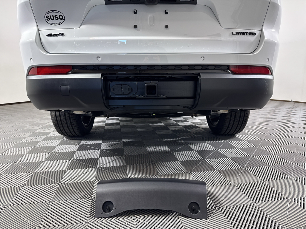 2025 Jeep Grand Cherokee Limited photo 4