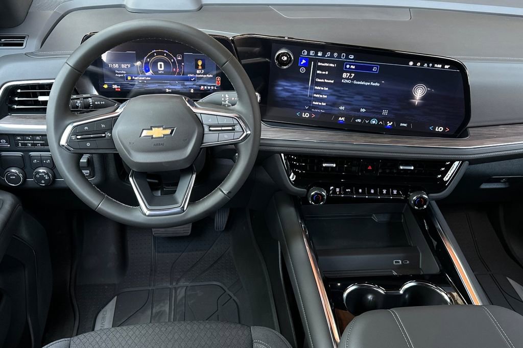 2025 Chevrolet Tahoe LS photo 16