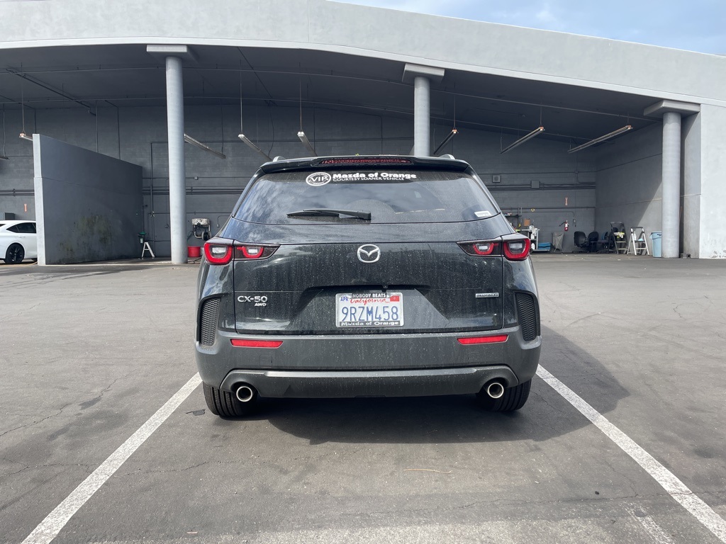 2025 Mazda CX-50 Select photo 3
